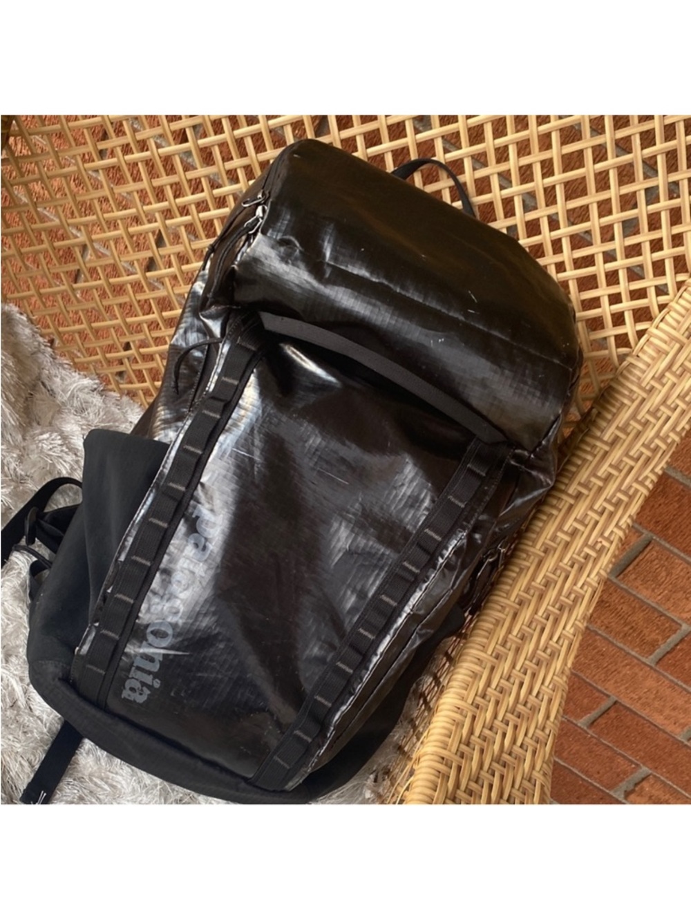 Patagonia 25L Black Hole Pack Travel Backpack Black ONE
SIZE Outdoor #3